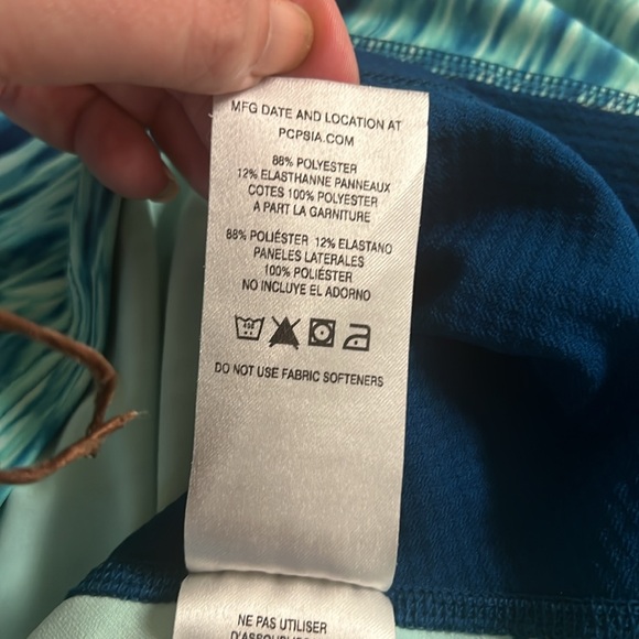 Patagonia All Weather Zip Neck Long Sleeve Shirt in Water Print Size Large - Picture 9 of 12